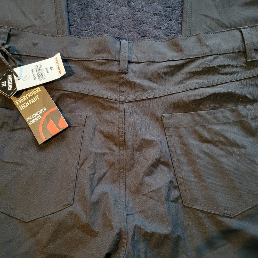 Mens Everywhere Tech Pant NWT Black 38x32